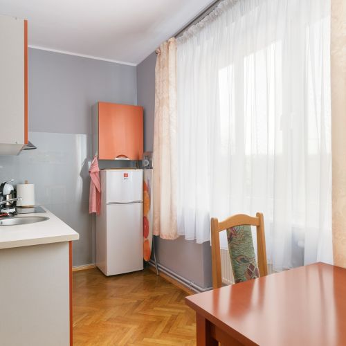 Grünes Appartement Bukowska 11A/6 - Küche und Esszimmer